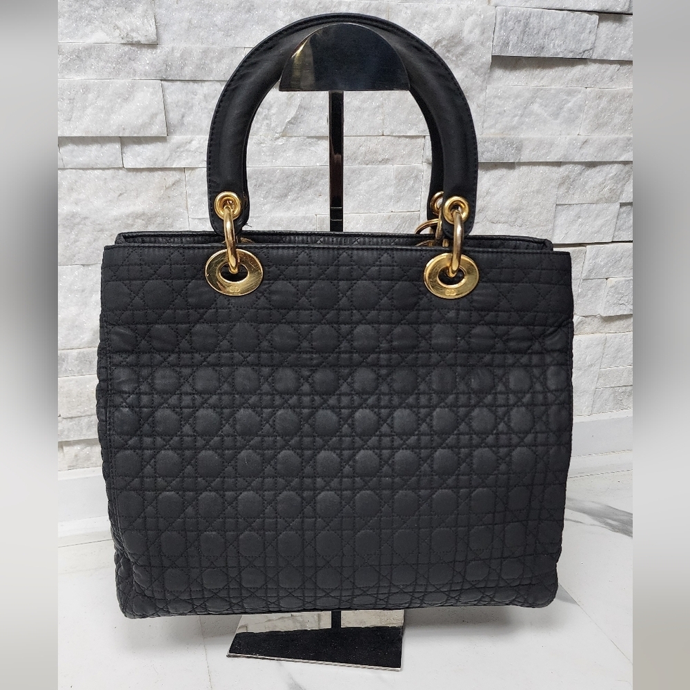 Lady Dior Medium - Picture 3 of 12